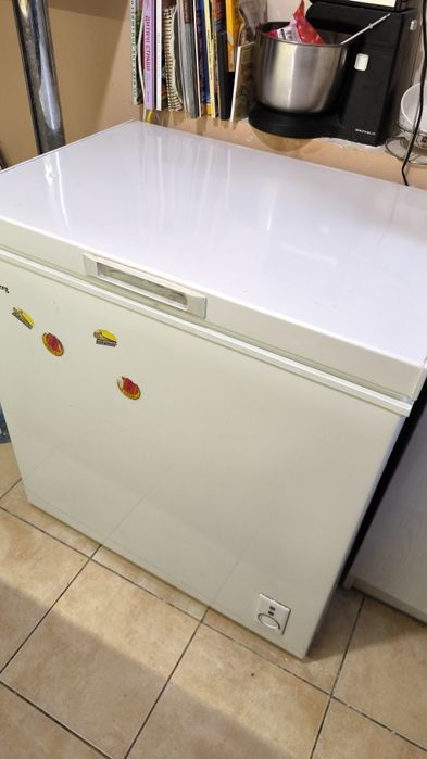 Морозильна камера Elenberg