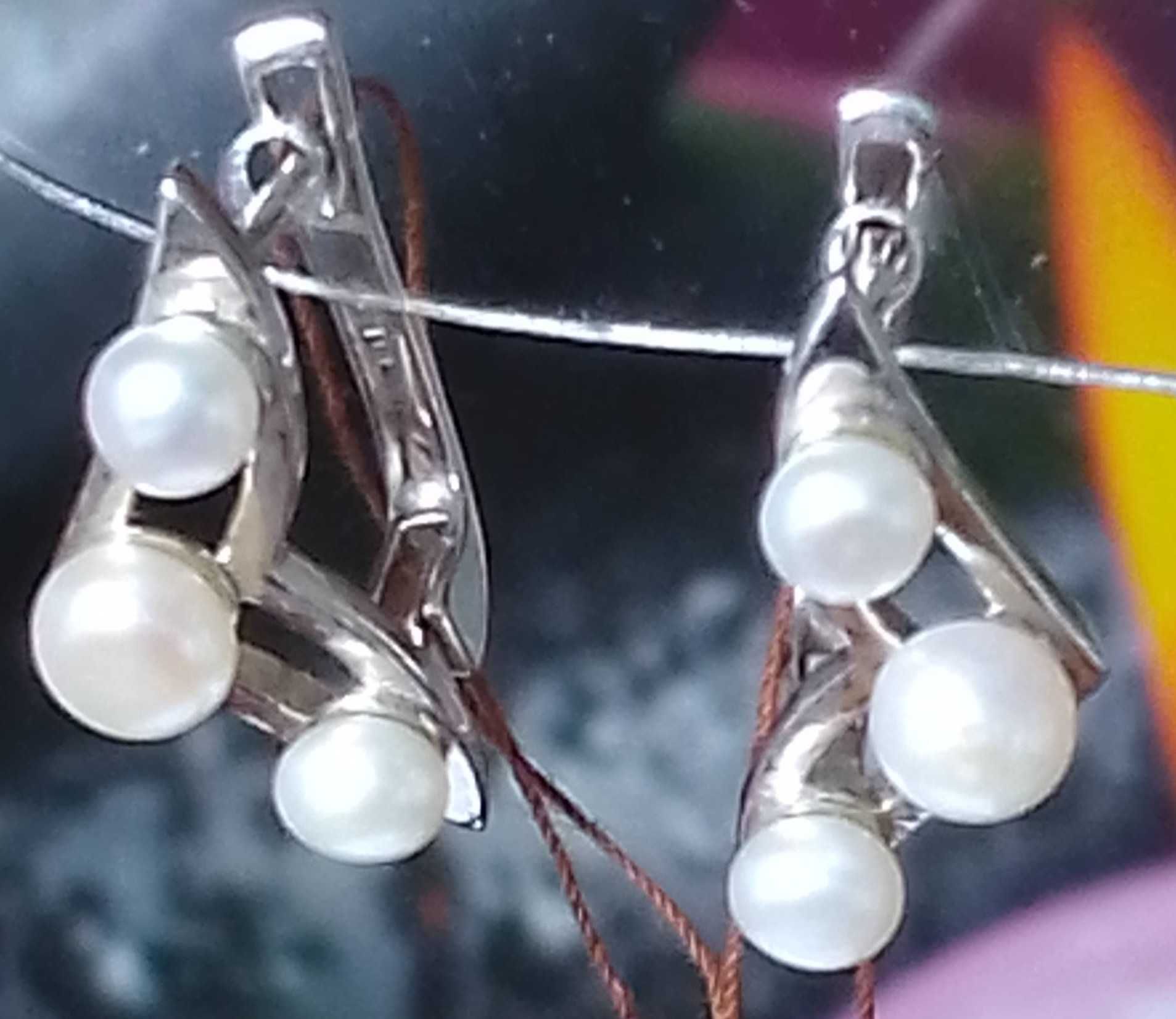 Срібні сережки 925 пр. 
з природними перлами