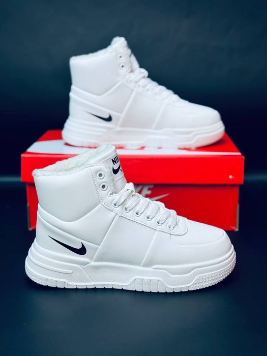 Женские зимние белые кроссовки Nike  натуральная кожа мех