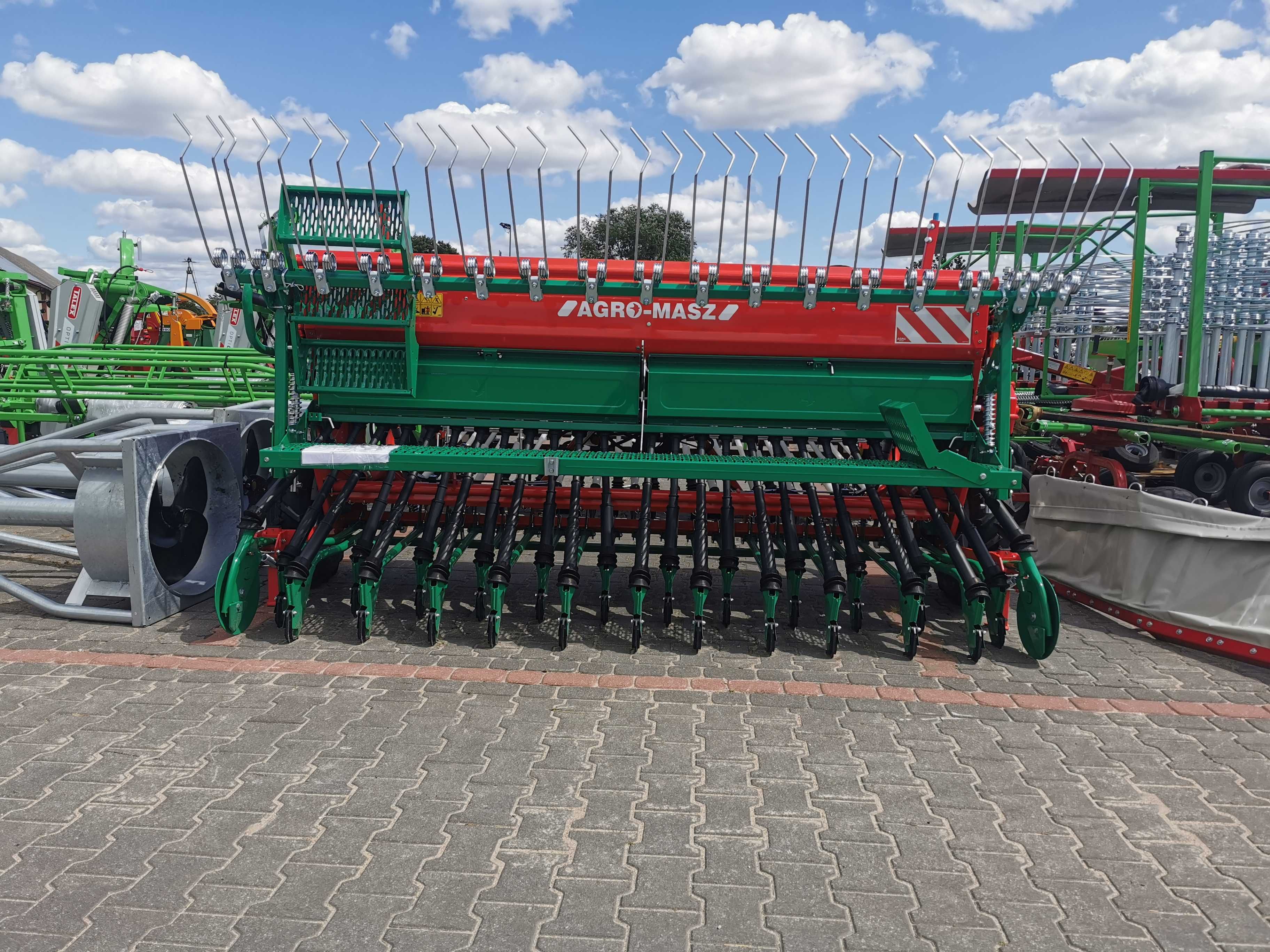 Siewnik zbożowy AGRO-MASZ SR 300 3m !!! 2025 dostawa