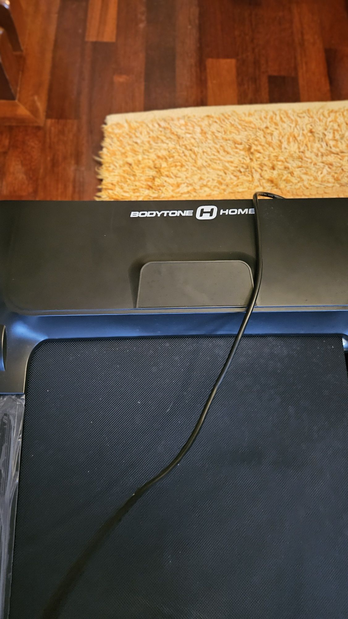 Passadeira de Corrida BODYTONE DT12+ (vel.máx:12 km/h)