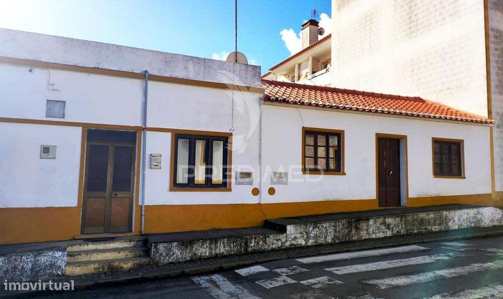 Moradia com 150 m2 em São Teotónio, a 7 Km da praia