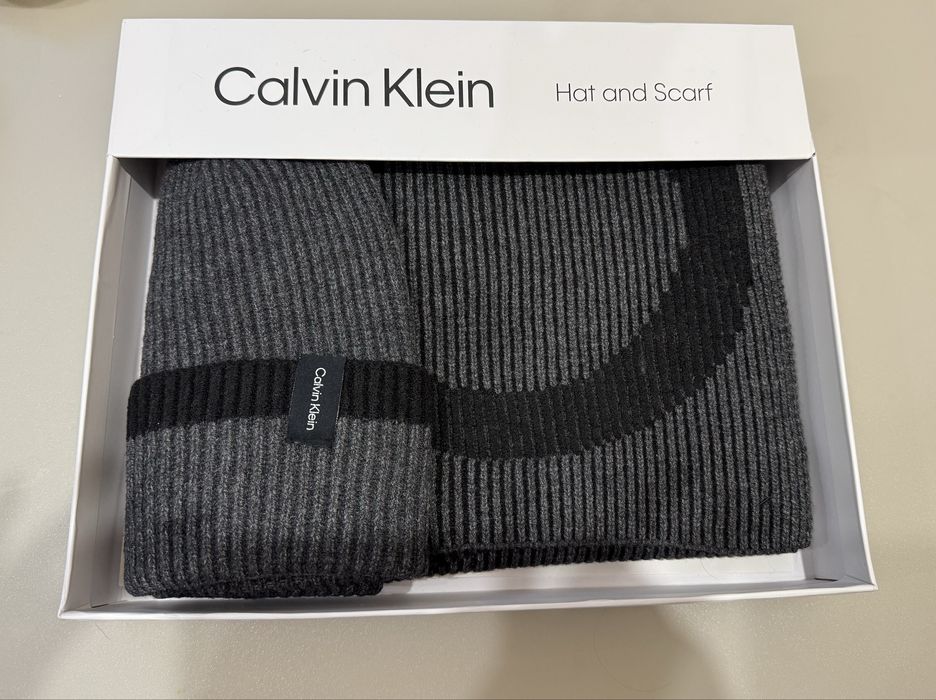 Набір Calvin Klein шапка, шарф унісекс, на подарок  оригінал