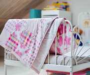 Kocyk patchwork Hello Kitty + poszewka – handmade, ocieplany