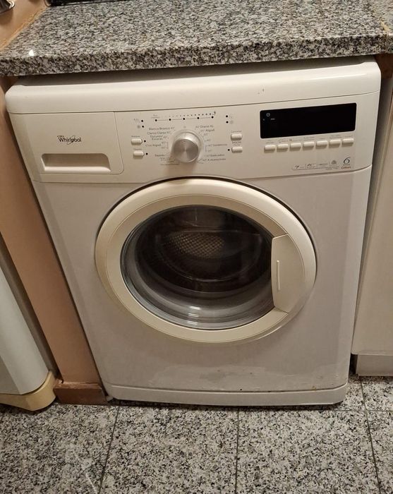 Máquina Lavar Roupa Whirlpool