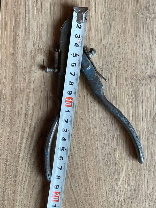 Инструмент для разводки пил. Garanto Германия