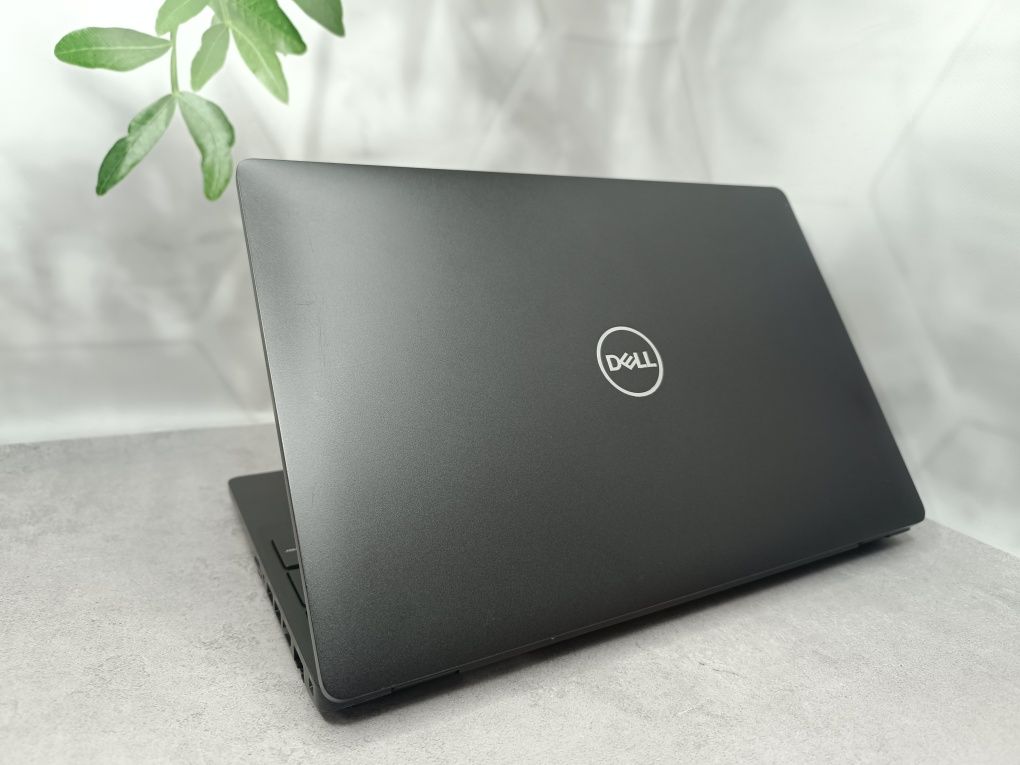 GeForce MX150 2GB/Dell Latitude 5501/i5-9400H/16/SSD 256/15.6"/Full HD