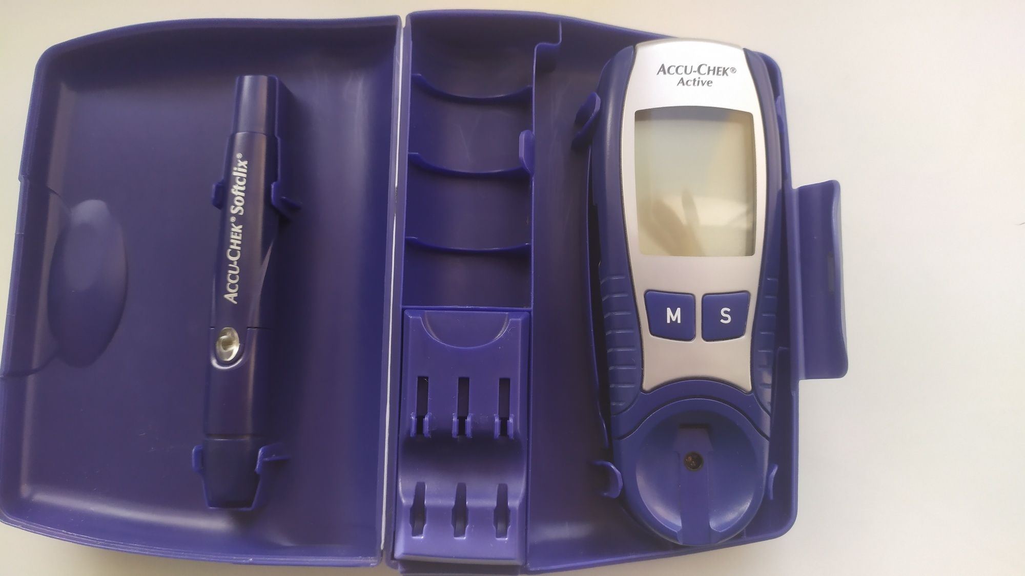 Глюкометр Accu-chek Performa ,active. Countour plus Bionime