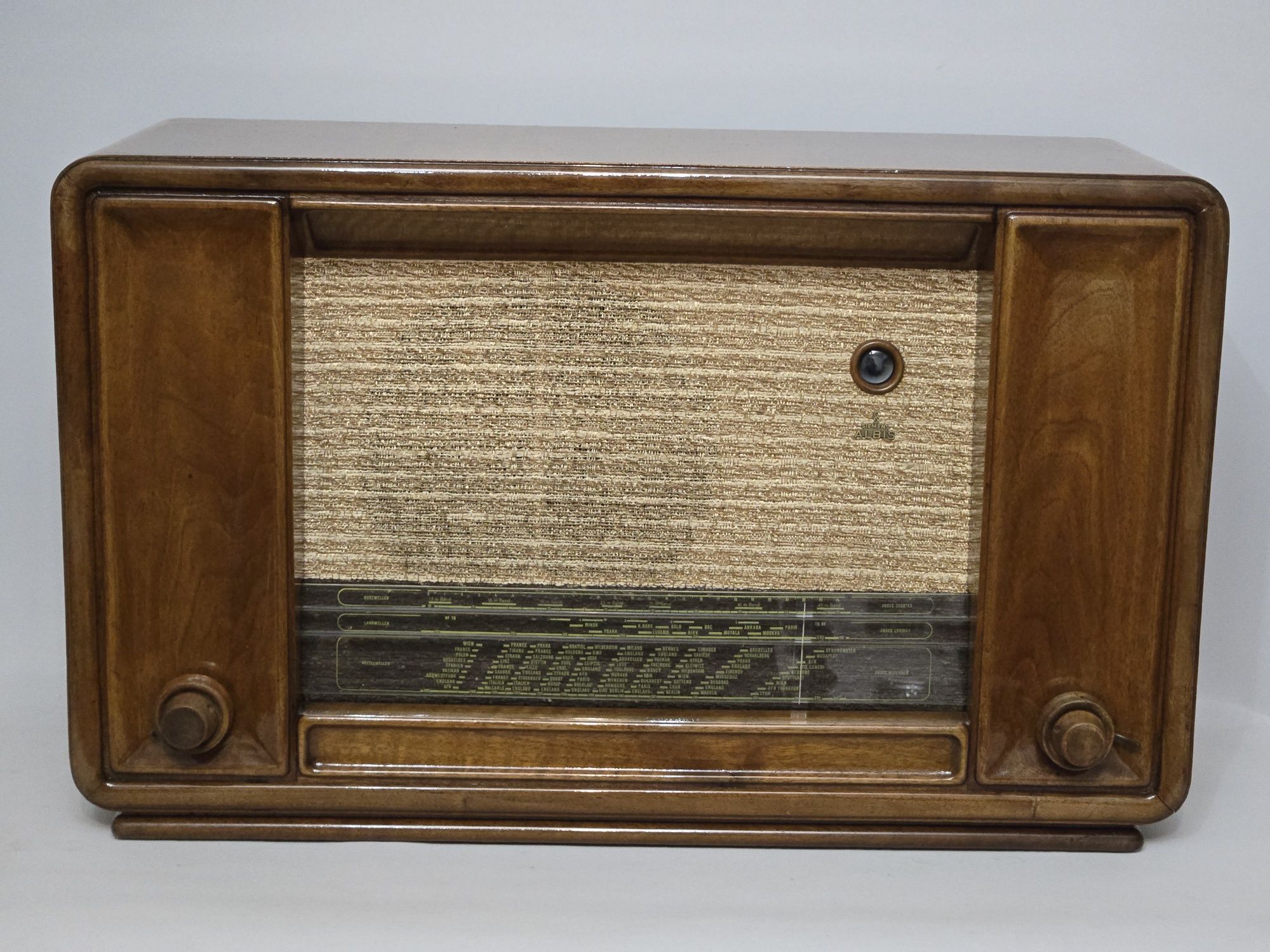 Rádio antigo reparado Siemens Albis