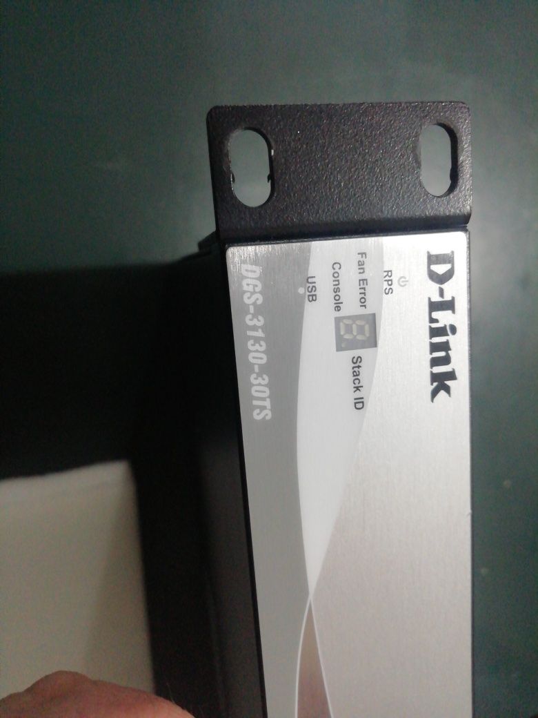 D link DGS 3130-30TS