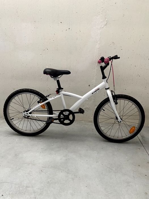 Bicicleta em ótimo estado - 6- 9 anos