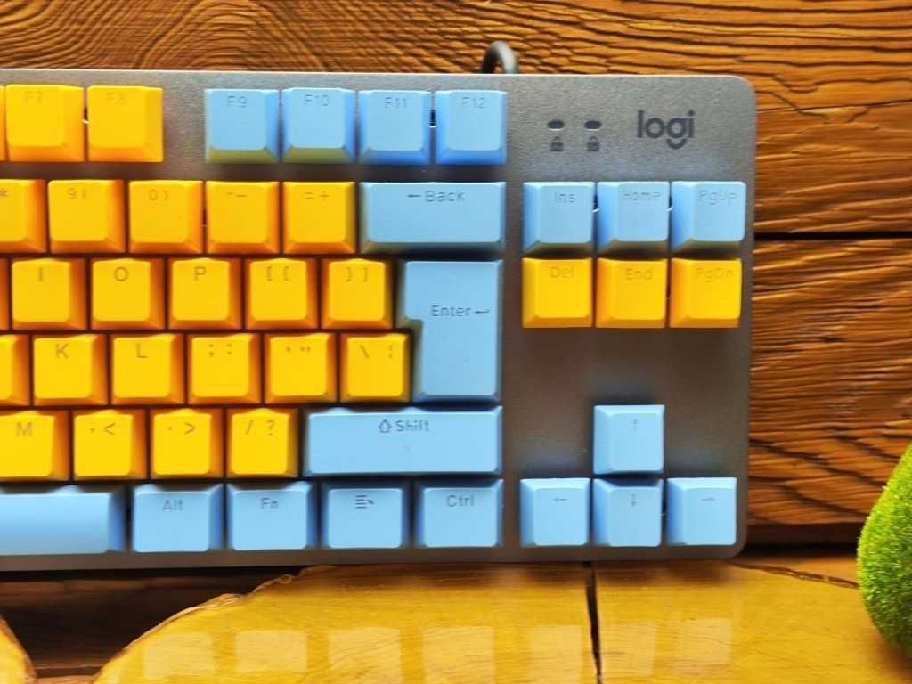 Klawiatura mechaniczna Logitech K835 TKL LEGO Gamingowa Custom