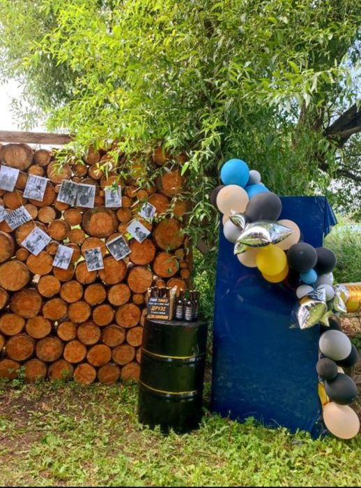 Будинок на березі річки