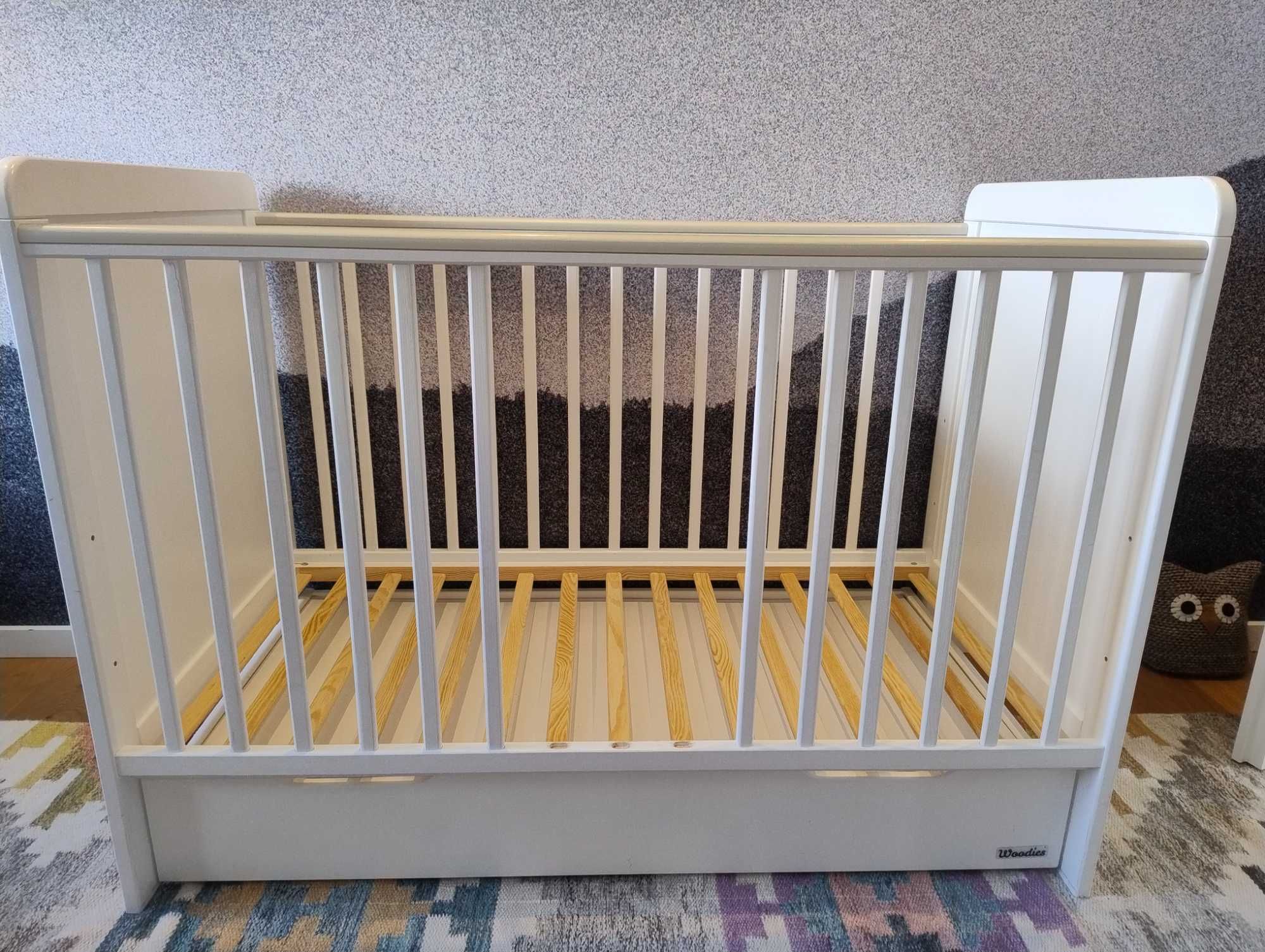 Łóżeczko niemowlęce  Woodies Modern Cot 120×60 z szufladą
