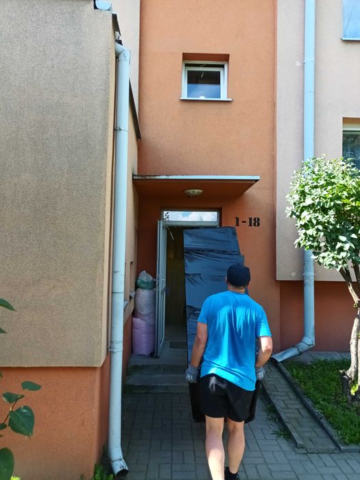 Przeprowadzki transport utylizacja starych mebli tanio