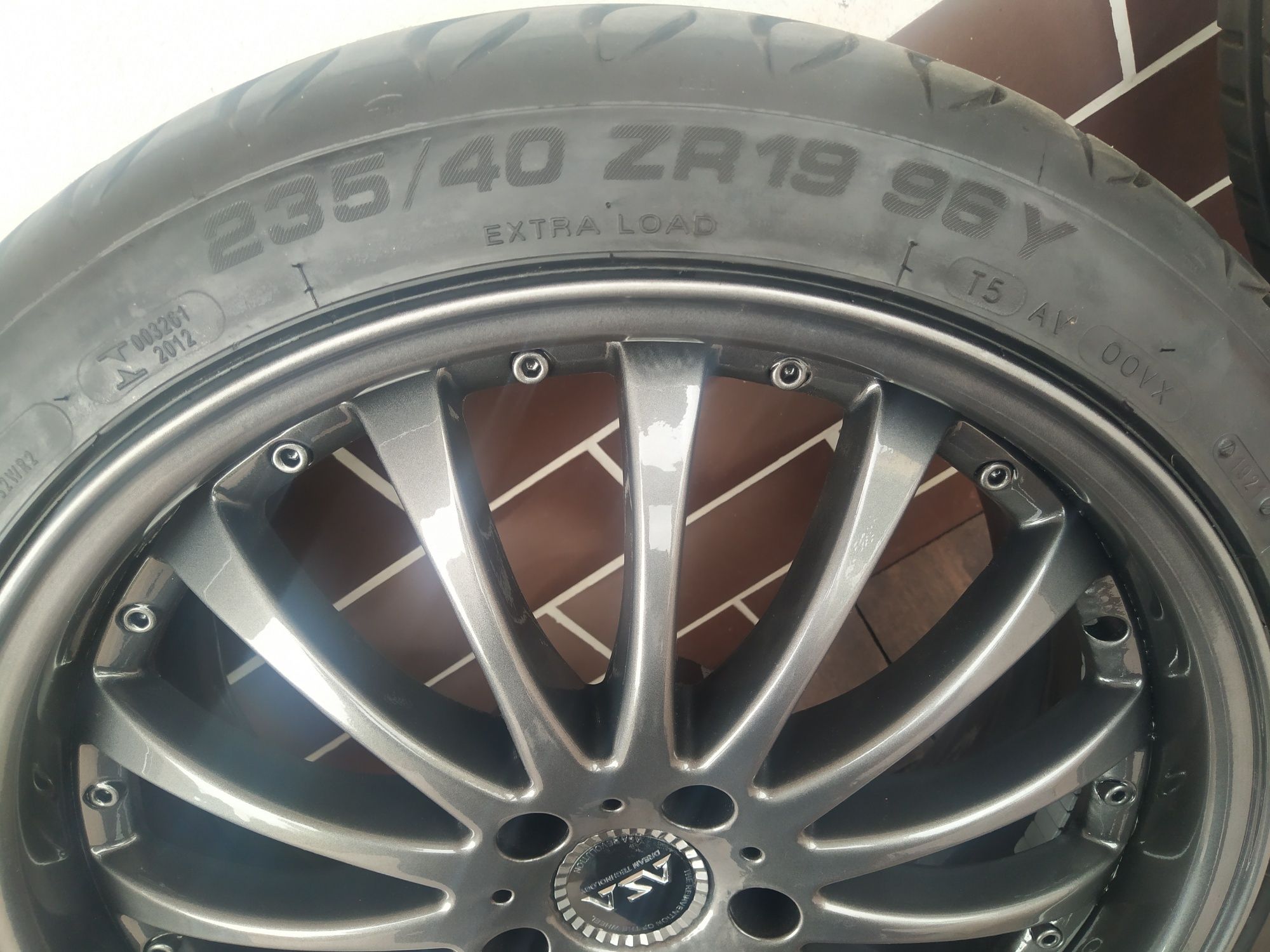 4 Felgi koła z oponami 19" 5x114.3 ET 30 Mazda Kia Hyundai Ford Toyota