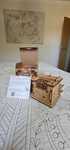 Łamigłówka. Cluebox Escape Room in a Box, Save Schrödinger's Cat!
