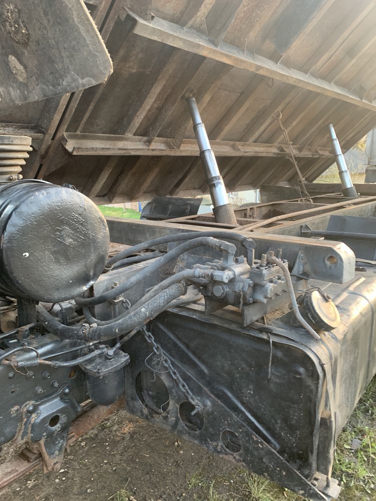 Продам Камаз 55102 + причіп