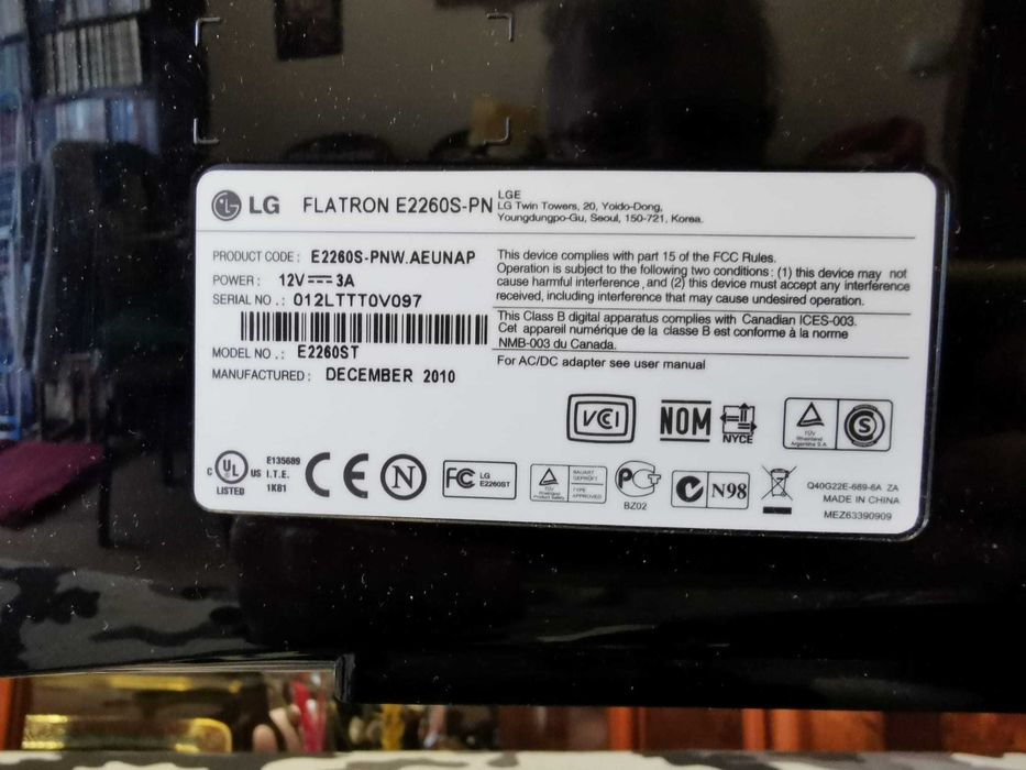 Monitor LG Flatron E2260S-PN