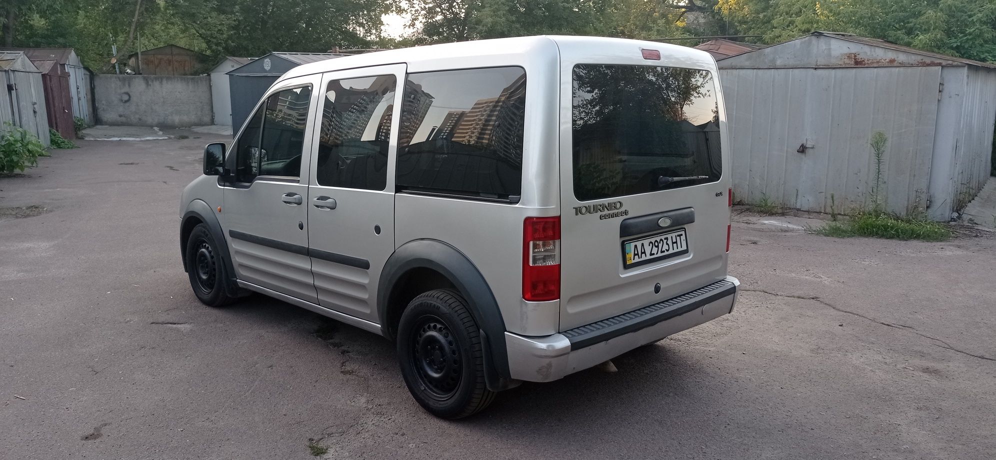 Ford Tourneo Connect пасажир