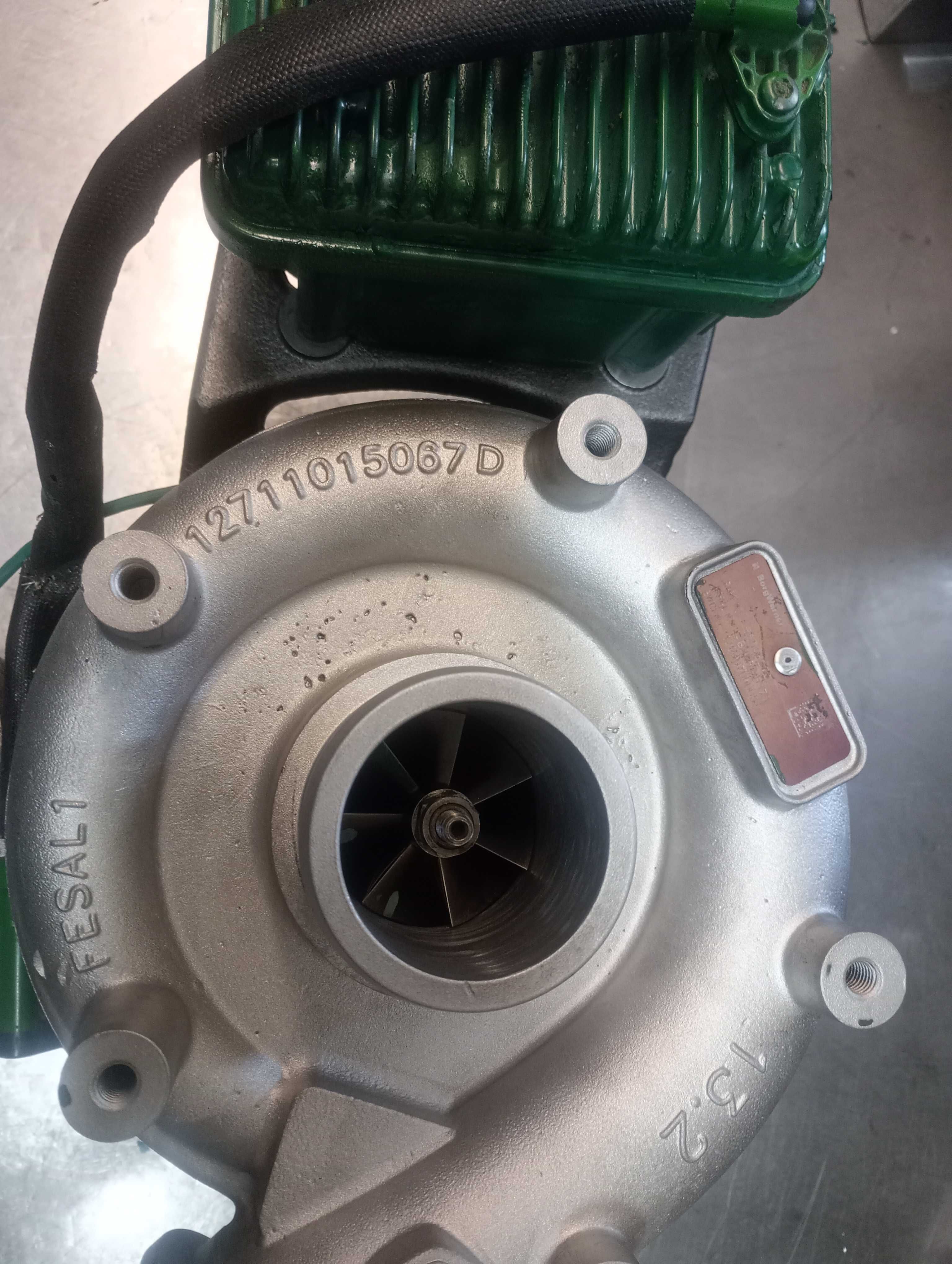 Turbosprężarka John Deere Re546270 Kombajn T550  W550 - Rabat 2000