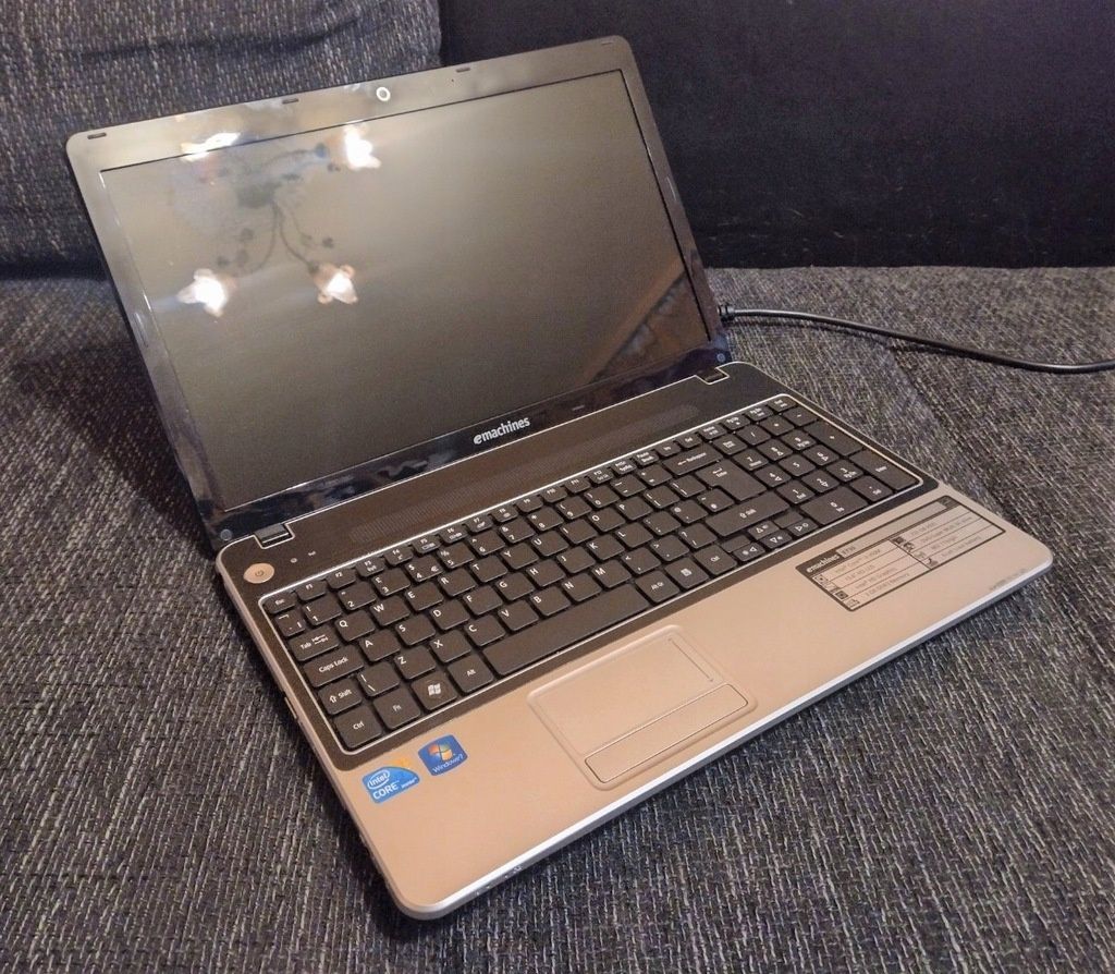 Laptop Emachines E730