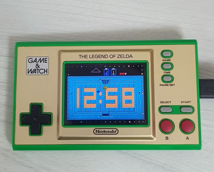 Nintendo game & watch the legend of zelda