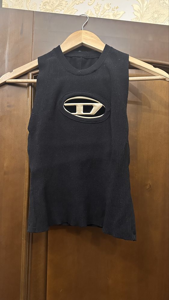 Diesel топ.Розмір S