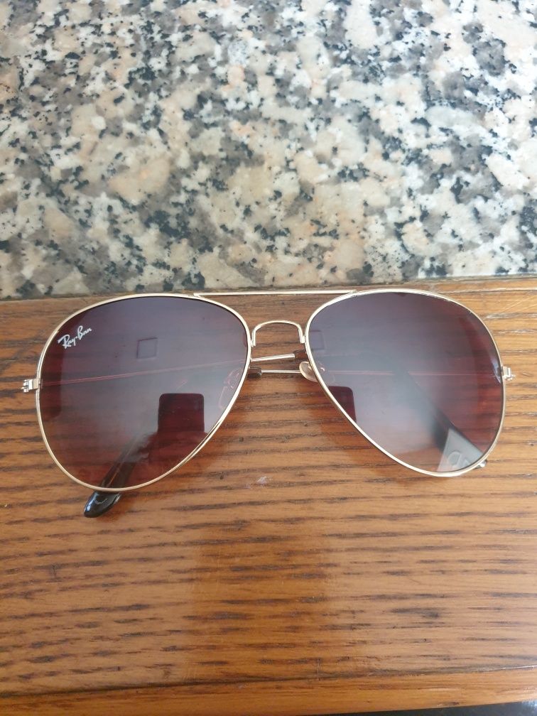 Oculos de sol ray ban 4€