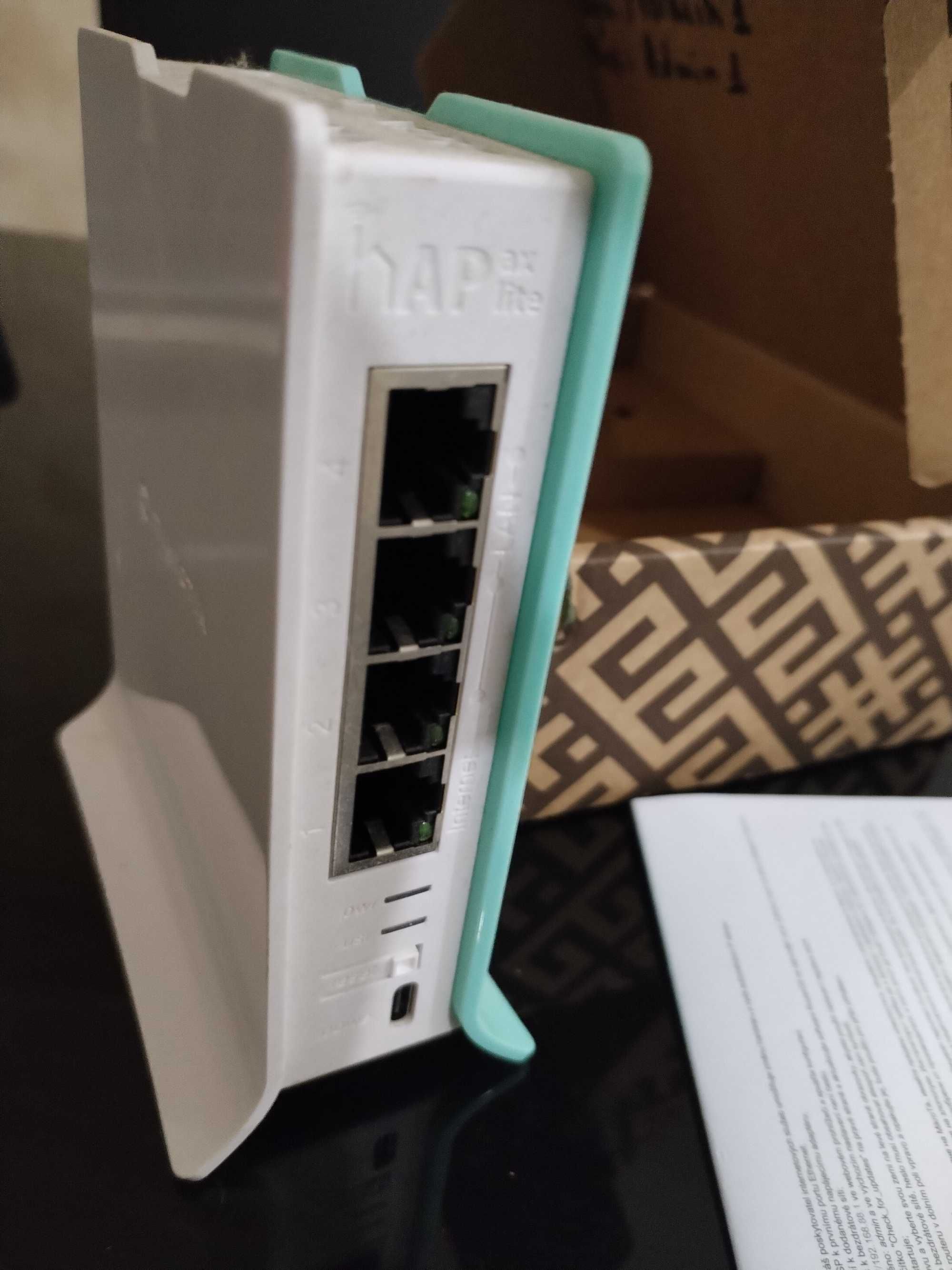 Роутер Mikrotik hap ax lite