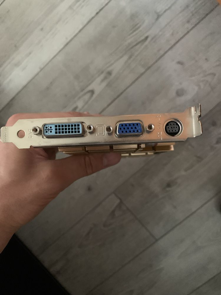 Karta graficzna gigabyte