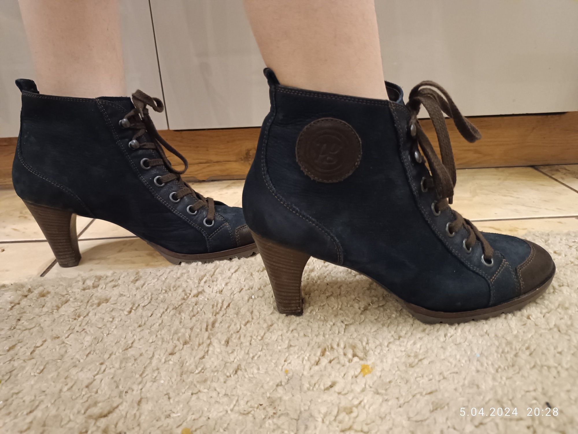 Botki. Buty damskie