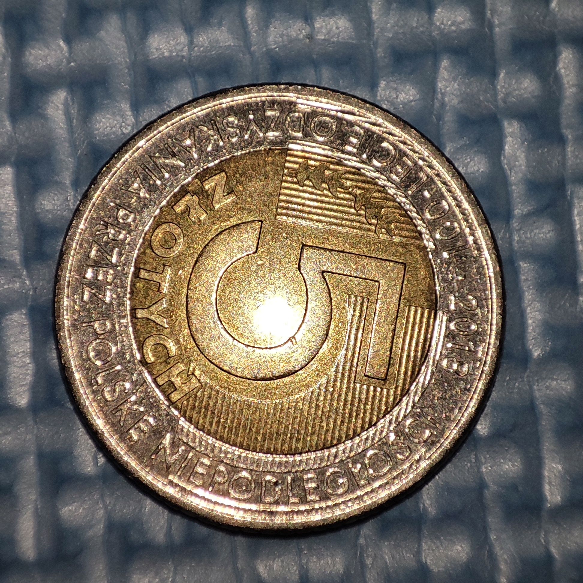 Moneta 5 złotych 2018 w bardzo dobrym stanie