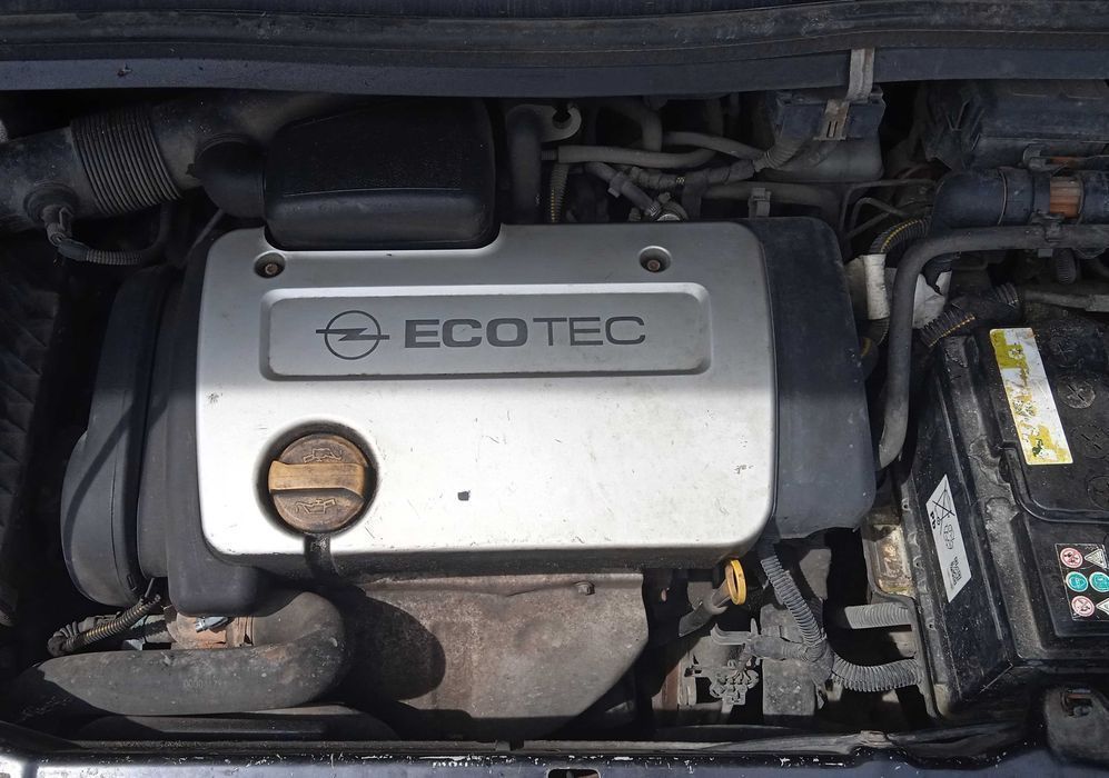 Części blacharskie Z298 Opel Zafira A 1.6 silnik X16XEL skrzynia