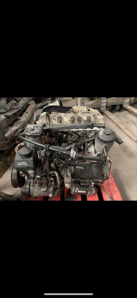 Bomba direção Mercedes w202
