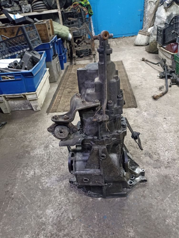 Продам кпп Vw pointer/ поинтер 1.8
