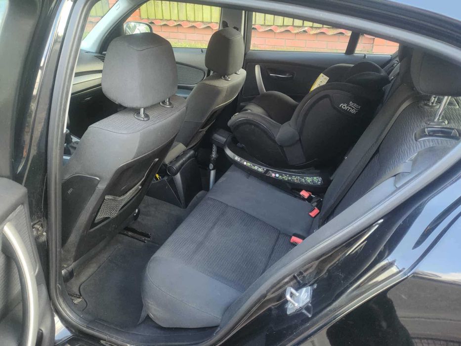 BMW Seria 1 e87 116d 2011r