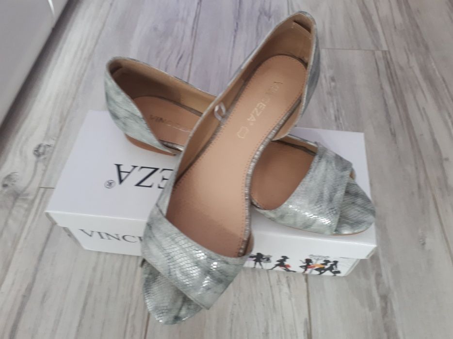 Buty Vinceza roz 39 kolor srebrny