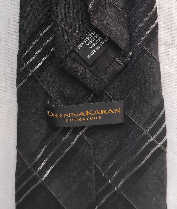 Галстук шелковый Donna Karan signature оригинал Италия