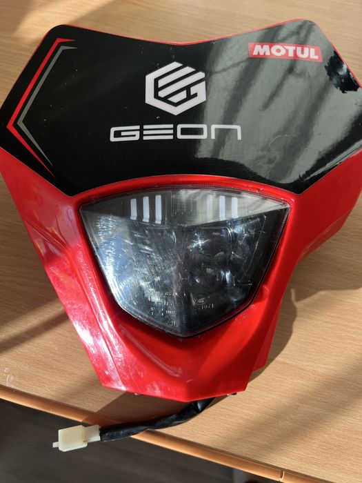 Фара на геон трх,гнс,газ-газ