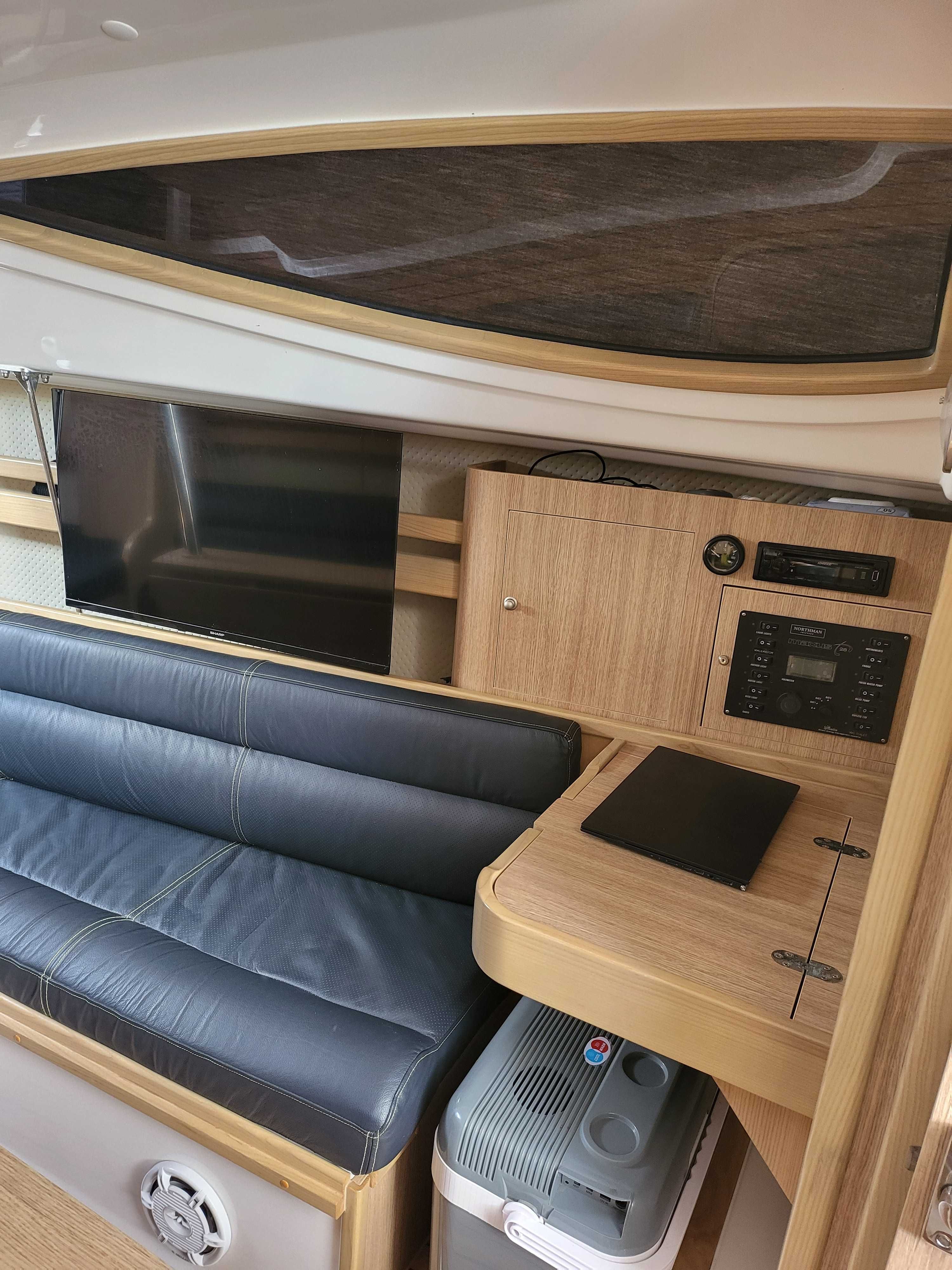maxus 28 jacht 2021 r. sprzedam 360 tys. PLN
