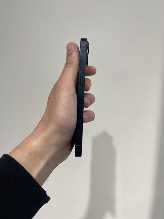 Оригінальний корпус для iPhone 14 Midnight