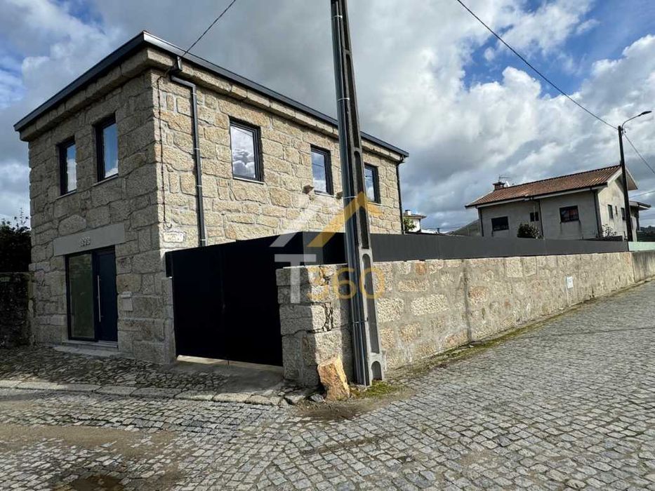 Instalação de Rufus e Caleiras- Proteja a sua casa da humidade!