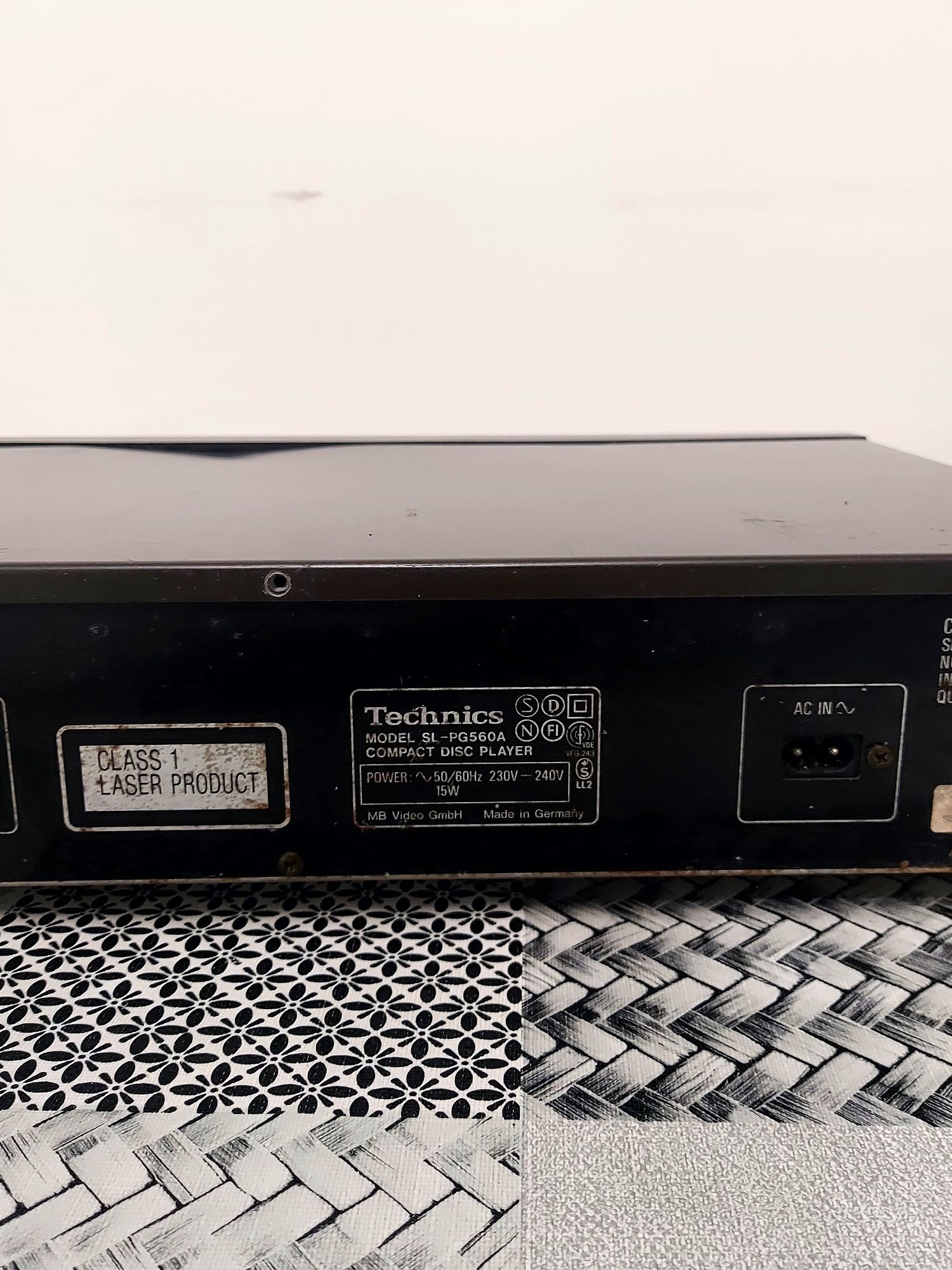 technics model sl-pg560A