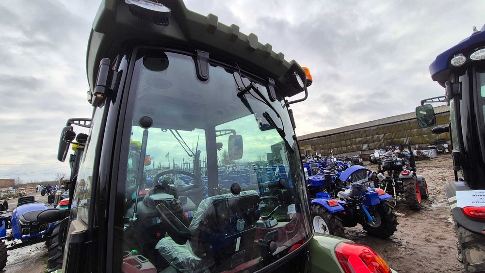 Трактор Кентавр 404 SC 2025 обшитая кабина пластиком