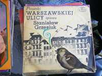 Płyta winylowa piosenki Warszawskiej ulicy śpiewa Stanisław Grzesiuk