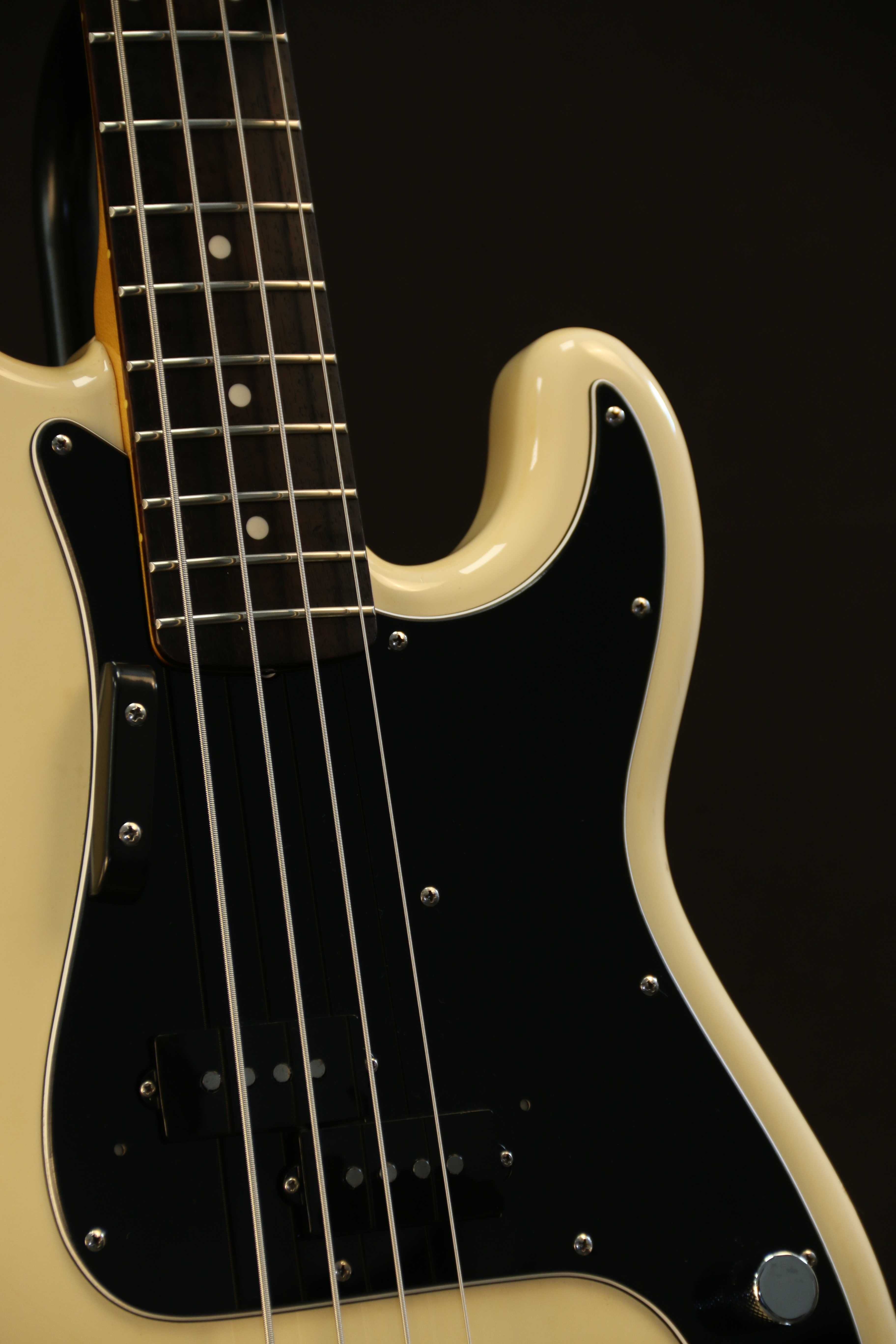 Fender Precision Bass PB70-70US OWH 1999 r. Japan