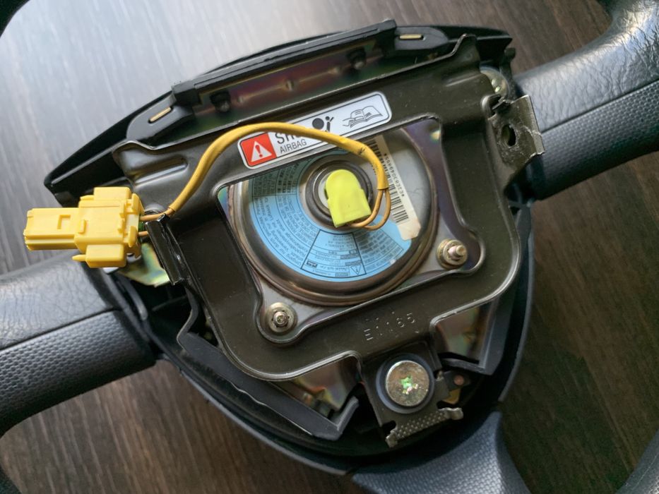 Руль Honda Civic ep 2001-2006 (руль с подушкой безопасноти,civic 7)