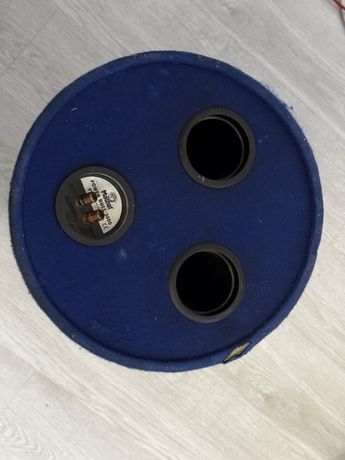 Tuba basowa Magnat 600W + wzmacniacz z okablowaniem