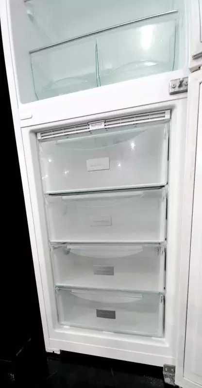 Liebherr (липхер) Холодильник капля/No Frost A++ 201x60x63 см